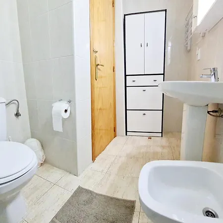 Near Del Cura And Locos Beaches Appartement