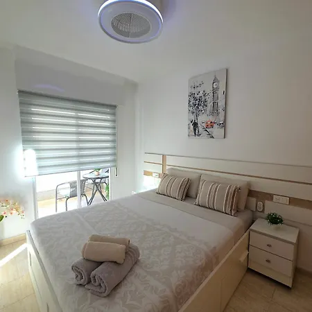 Apartament Near Del Cura And Locos Beaches