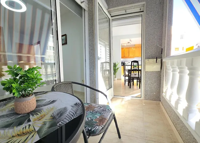 Near Del Cura And Locos Beaches Appartement *